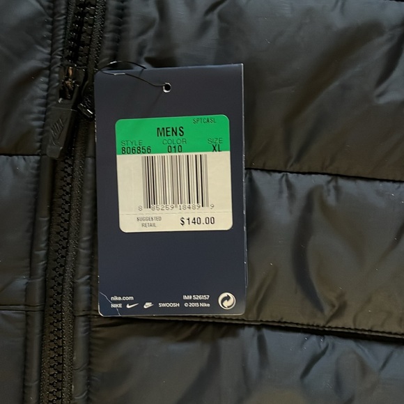 NIKE MENS XL. ZONED INSULATION JACKET BLACK with hood.  NWT - Picture 2 of 9